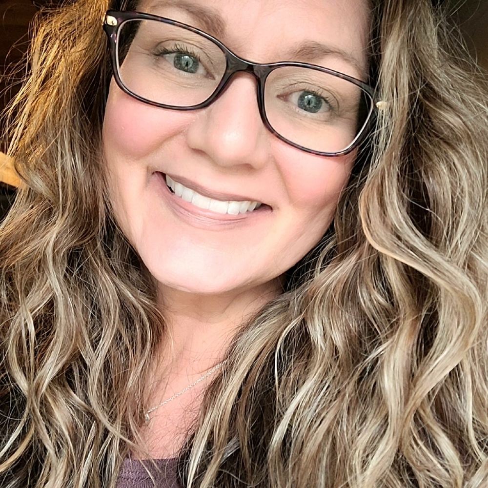Meet your Posher, Lea Ann